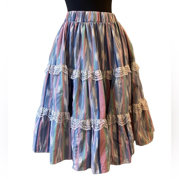 Vintage Carousel Original 50's-60's Ruffle Circle Skirt - Picture 4 of 13